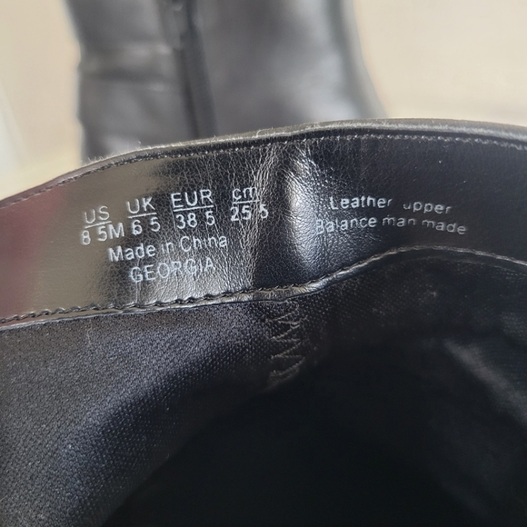 Bleecker & Bond Georgia Bootie in Black Leather - Picture 8 of 9